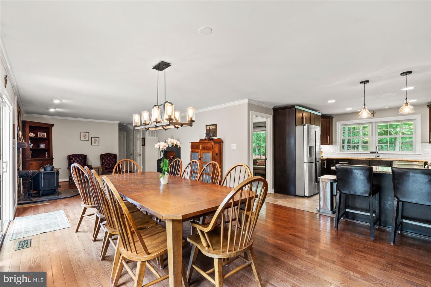 8112 VISTA POINT LN, FAIRFAX STATION, Virginia 22039, 5 Bedrooms Bedrooms, ,4 BathroomsBathrooms,Residential,For sale,8112 VISTA POINT LN,VAFX2245788 MLS # VAFX2245788