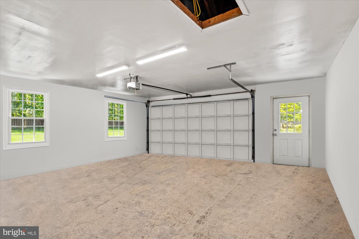 8112 VISTA POINT LN, FAIRFAX STATION, Virginia 22039, 5 Bedrooms Bedrooms, ,4 BathroomsBathrooms,Residential,For sale,8112 VISTA POINT LN,VAFX2245788 MLS # VAFX2245788