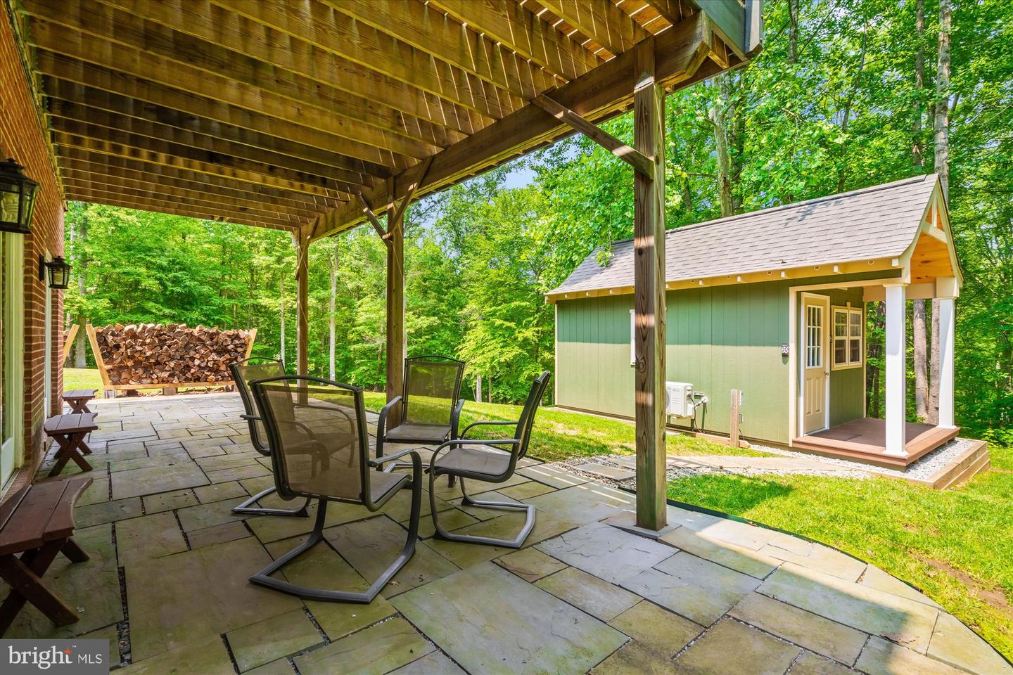 8112 VISTA POINT LN, FAIRFAX STATION, Virginia 22039, 5 Bedrooms Bedrooms, ,4 BathroomsBathrooms,Residential,For sale,8112 VISTA POINT LN,VAFX2245788 MLS # VAFX2245788