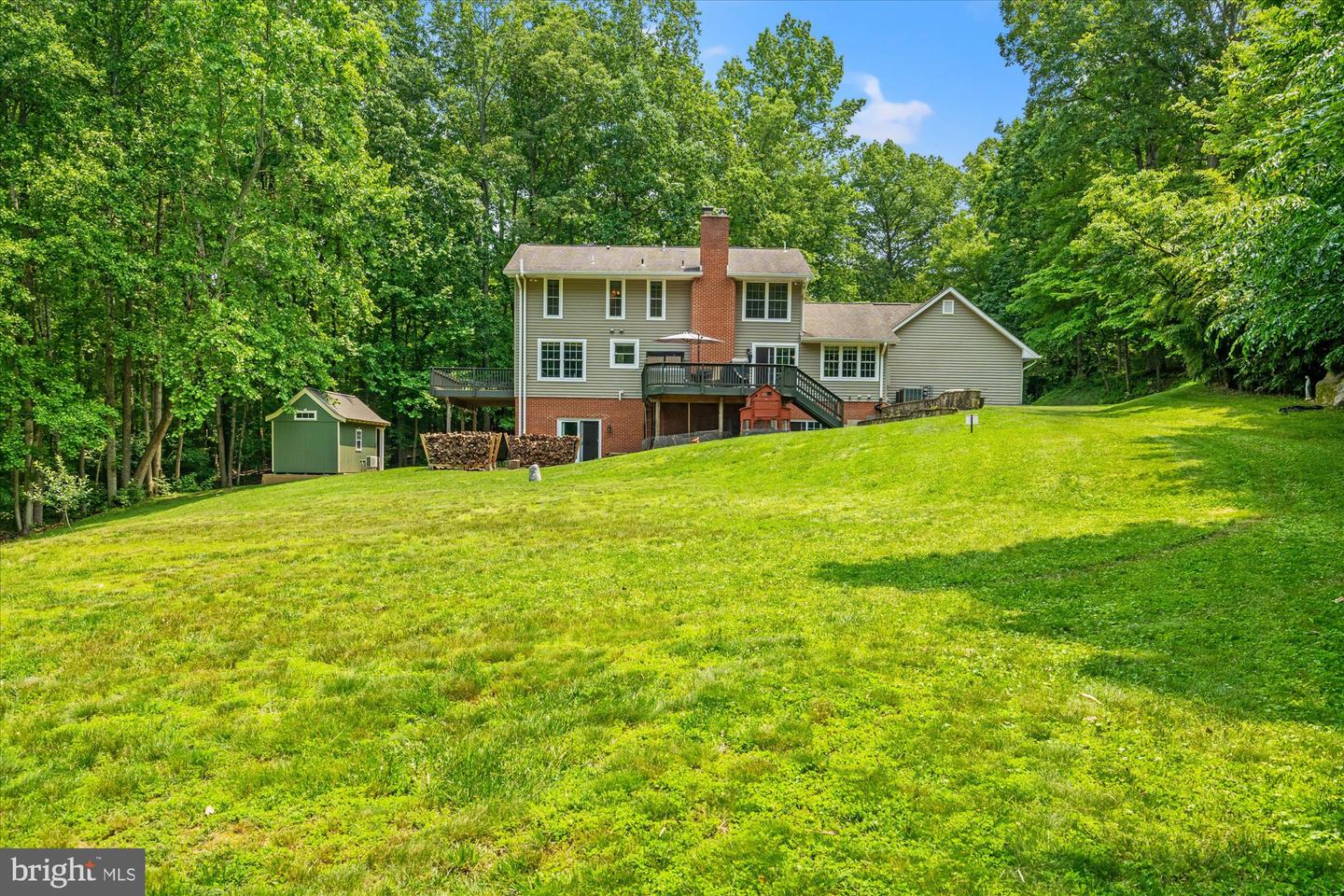 8112 VISTA POINT LN, FAIRFAX STATION, Virginia 22039, 5 Bedrooms Bedrooms, ,4 BathroomsBathrooms,Residential,For sale,8112 VISTA POINT LN,VAFX2245788 MLS # VAFX2245788