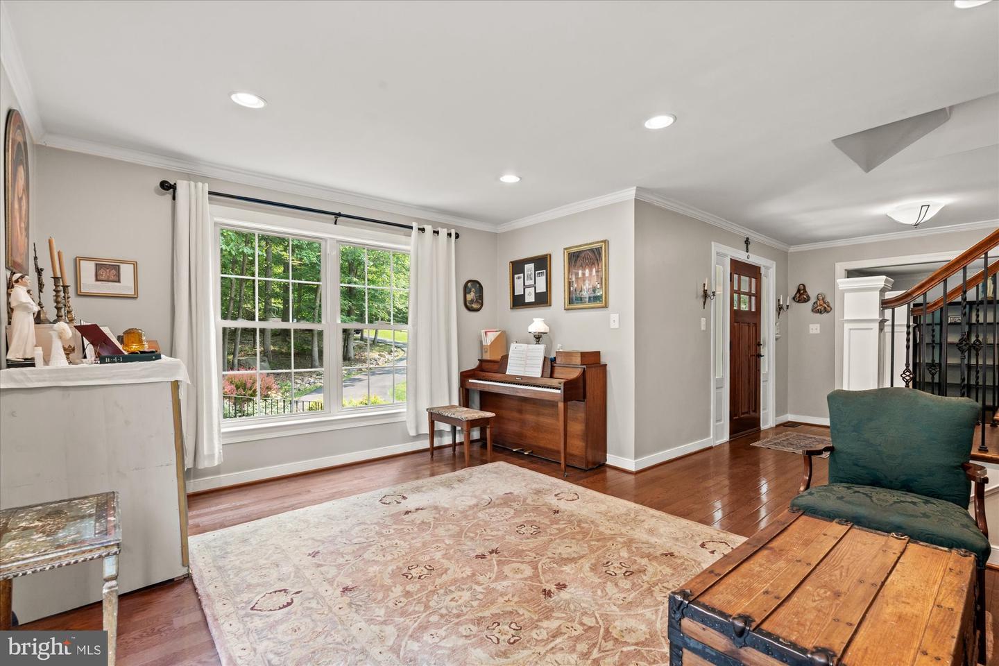 8112 VISTA POINT LN, FAIRFAX STATION, Virginia 22039, 5 Bedrooms Bedrooms, ,4 BathroomsBathrooms,Residential,For sale,8112 VISTA POINT LN,VAFX2245788 MLS # VAFX2245788