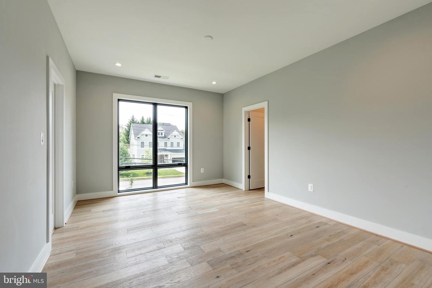 6800 OLD CHESTERBROOK RD, MCLEAN, Virginia 22101, 7 Bedrooms Bedrooms, ,6 BathroomsBathrooms,Residential,For sale,6800 OLD CHESTERBROOK RD,VAFX2245832 MLS # VAFX2245832
