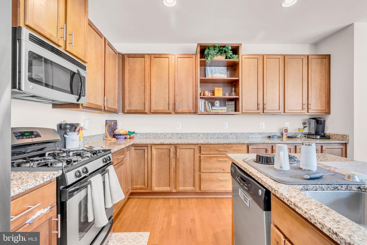 9303 ANGEL FALLS ST, BRISTOW, Virginia 20136, 4 Bedrooms Bedrooms, ,3 BathroomsBathrooms,Residential,For sale,9303 ANGEL FALLS ST,VAPW2096406 MLS # VAPW2096406
