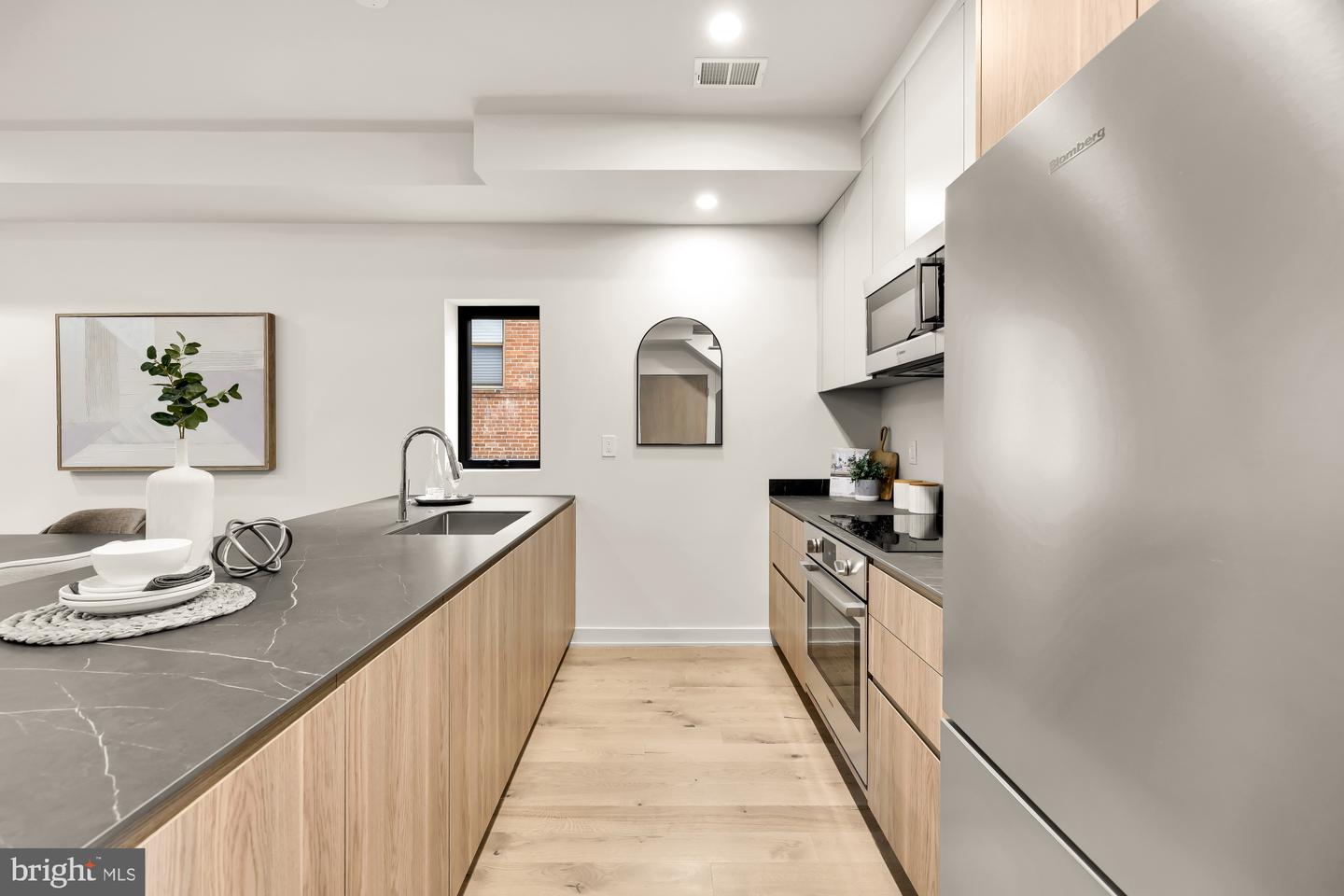 2647 41ST ST NW #3, WASHINGTON, District Of Columbia 20007, 3 Bedrooms Bedrooms, ,2 BathroomsBathrooms,Residential,For sale,2647 41ST ST NW #3,DCDC2204354 MLS # DCDC2204354