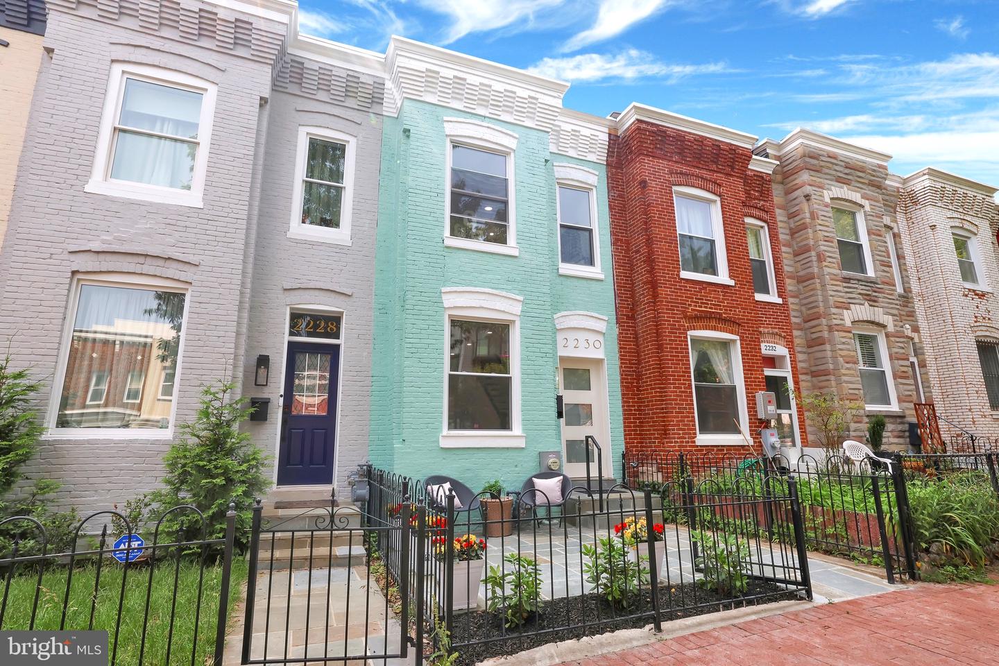 2230 12TH ST NW, WASHINGTON, District Of Columbia 20009, 3 Bedrooms Bedrooms, 3 Rooms Rooms,2 BathroomsBathrooms,Residential,For sale,2230 12TH ST NW,DCDC2204364 MLS # DCDC2204364