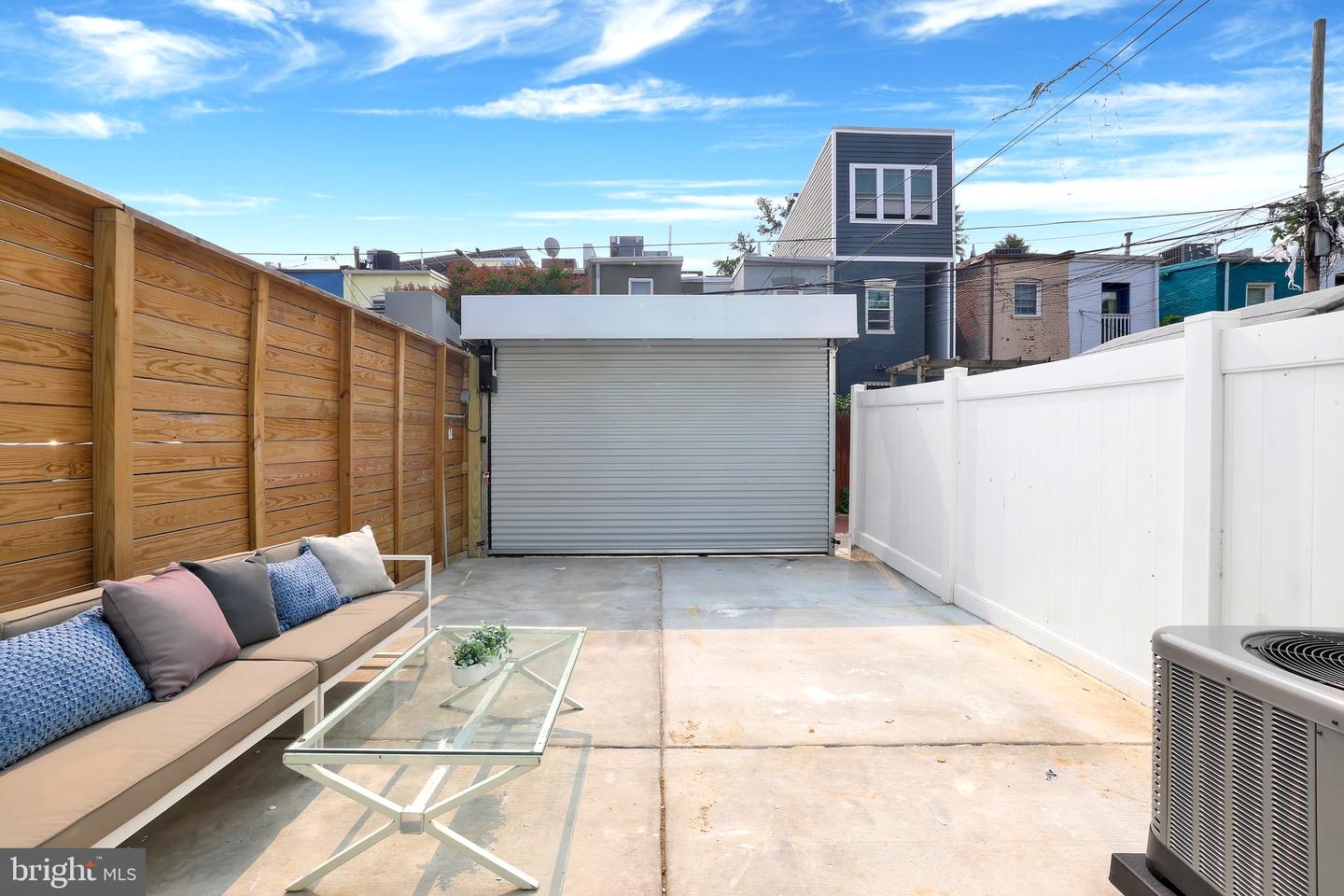 2230 12TH ST NW, WASHINGTON, District Of Columbia 20009, 3 Bedrooms Bedrooms, 3 Rooms Rooms,2 BathroomsBathrooms,Residential,For sale,2230 12TH ST NW,DCDC2204364 MLS # DCDC2204364