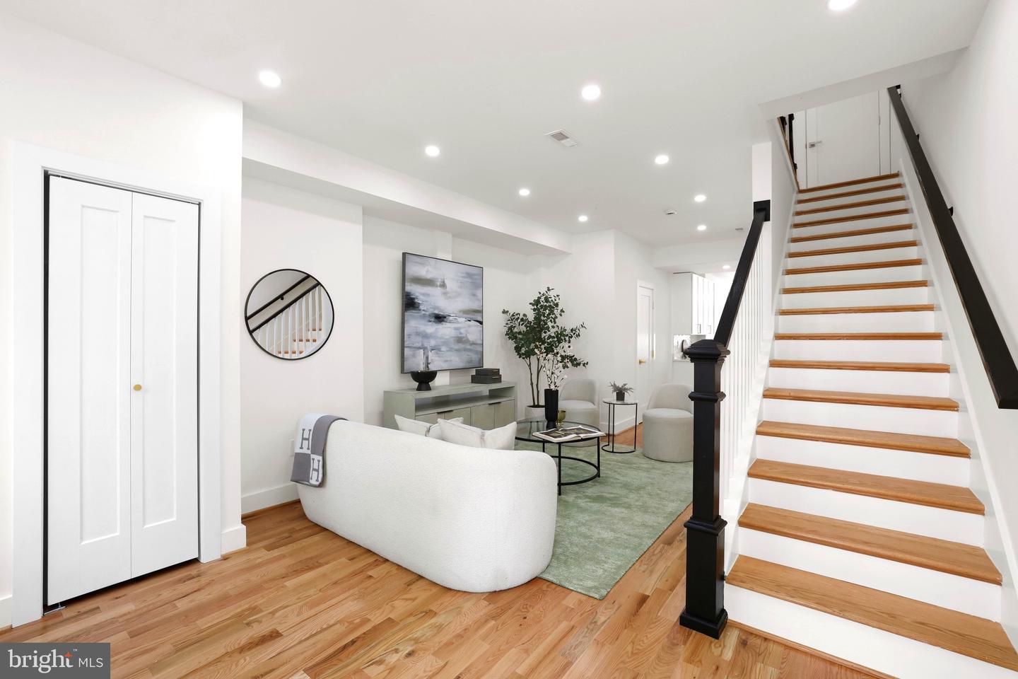 2230 12TH ST NW, WASHINGTON, District Of Columbia 20009, 3 Bedrooms Bedrooms, 3 Rooms Rooms,2 BathroomsBathrooms,Residential,For sale,2230 12TH ST NW,DCDC2204364 MLS # DCDC2204364