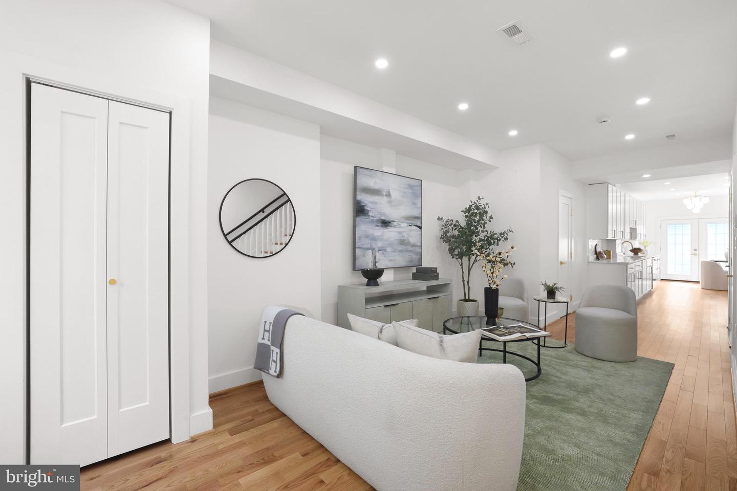 2230 12TH ST NW, WASHINGTON, District Of Columbia 20009, 3 Bedrooms Bedrooms, 3 Rooms Rooms,2 BathroomsBathrooms,Residential,For sale,2230 12TH ST NW,DCDC2204364 MLS # DCDC2204364