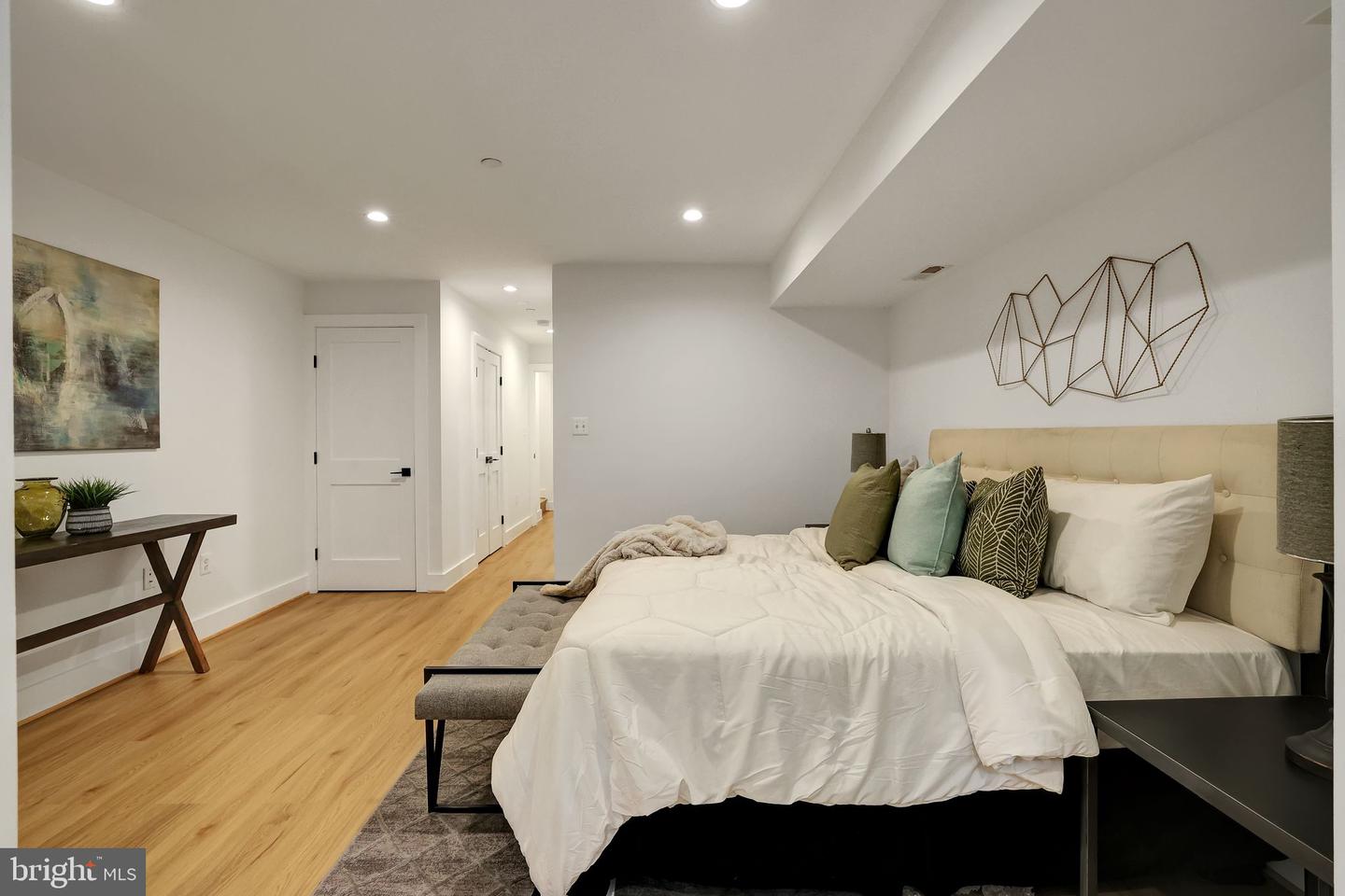 3210 8TH ST NE #1, WASHINGTON, District Of Columbia 20017, 3 Bedrooms Bedrooms, 3 Rooms Rooms,3 BathroomsBathrooms,Residential,For sale,3210 8TH ST NE #1,DCDC2204378 MLS # DCDC2204378