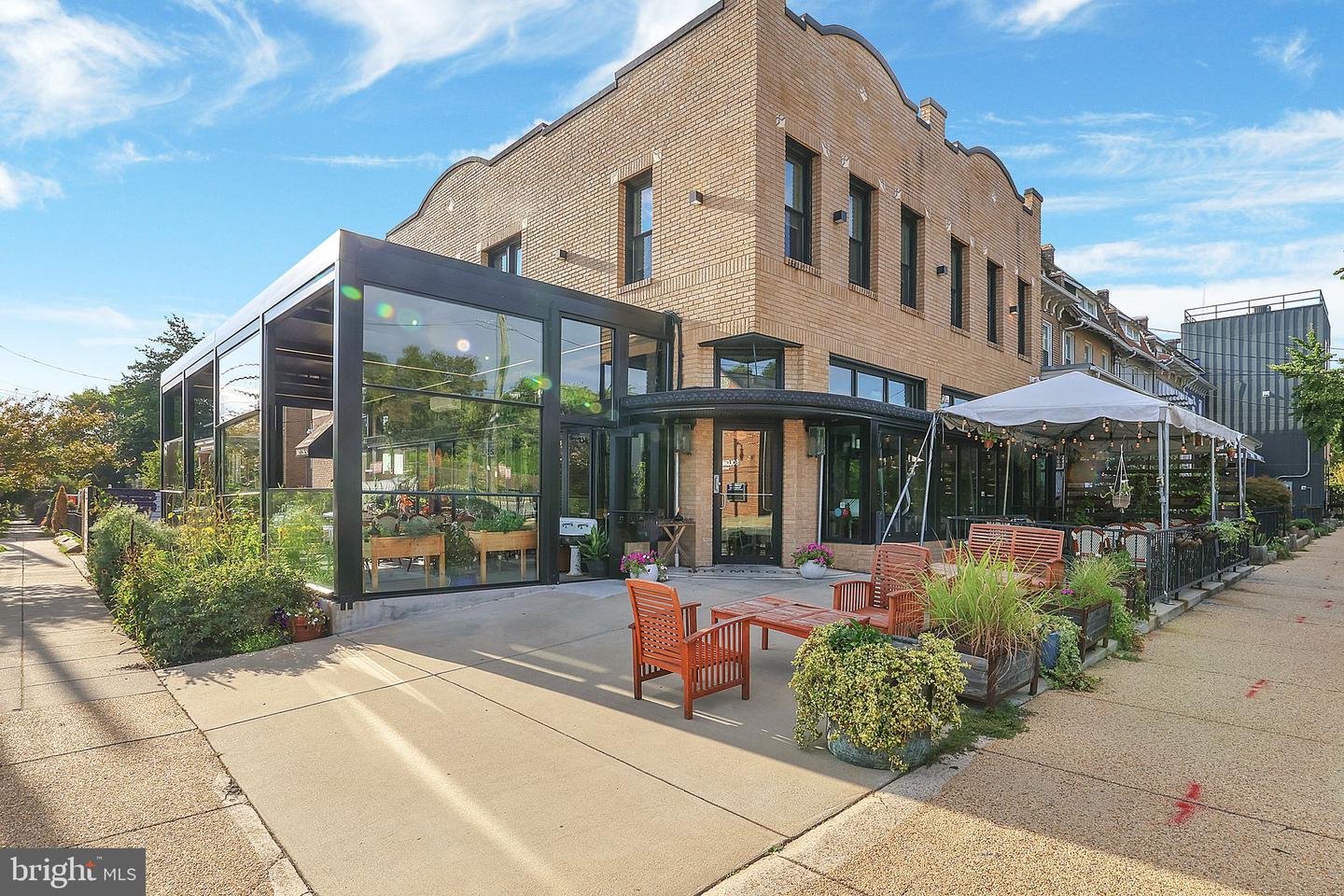 3210 8TH ST NE #1, WASHINGTON, District Of Columbia 20017, 3 Bedrooms Bedrooms, 3 Rooms Rooms,3 BathroomsBathrooms,Residential,For sale,3210 8TH ST NE #1,DCDC2204378 MLS # DCDC2204378
