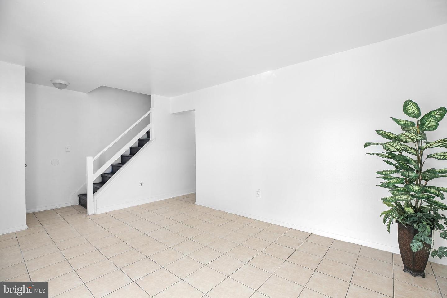 903 BELLOWS AVE, FREDERICKSBURG, Virginia 22405, 3 Bedrooms Bedrooms, ,1 BathroomBathrooms,Residential,For sale,903 BELLOWS AVE,VAST2039578 MLS # VAST2039578