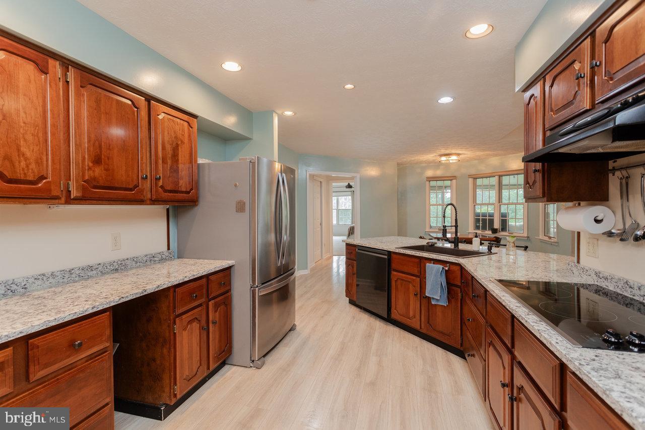 1492 CUMBERLAND DR, ROCKINGHAM, Virginia 22801, 5 Bedrooms Bedrooms, ,4 BathroomsBathrooms,Residential,For sale,1492 CUMBERLAND DR,VARO2002362 MLS # VARO2002362