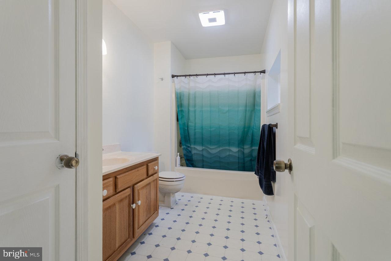 1492 CUMBERLAND DR, ROCKINGHAM, Virginia 22801, 5 Bedrooms Bedrooms, ,4 BathroomsBathrooms,Residential,For sale,1492 CUMBERLAND DR,VARO2002362 MLS # VARO2002362
