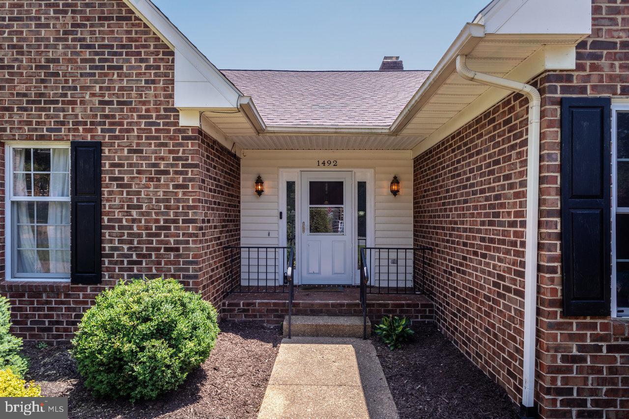 1492 CUMBERLAND DR, ROCKINGHAM, Virginia 22801, 5 Bedrooms Bedrooms, ,4 BathroomsBathrooms,Residential,For sale,1492 CUMBERLAND DR,VARO2002362 MLS # VARO2002362