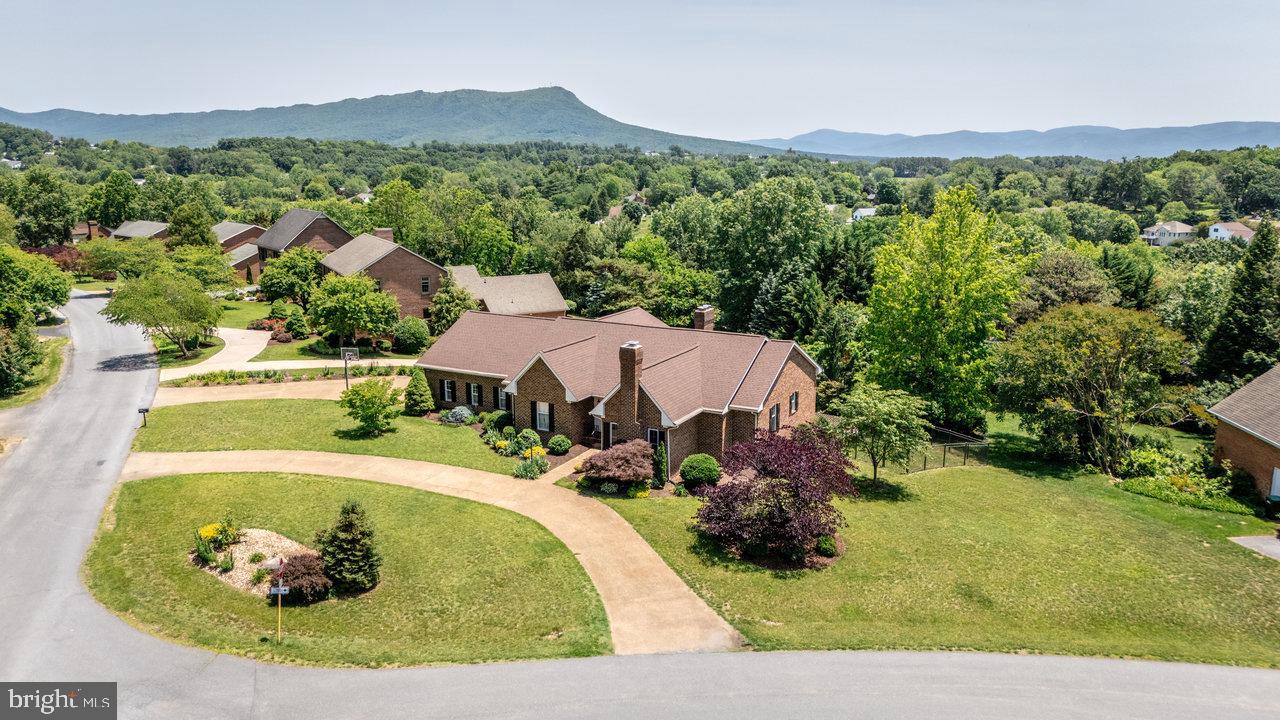 1492 CUMBERLAND DR, ROCKINGHAM, Virginia 22801, 5 Bedrooms Bedrooms, ,4 BathroomsBathrooms,Residential,For sale,1492 CUMBERLAND DR,VARO2002362 MLS # VARO2002362