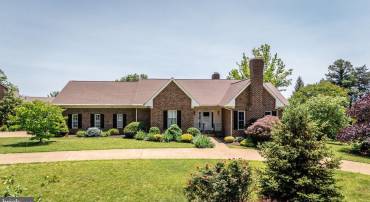 1492 CUMBERLAND DR, ROCKINGHAM, Virginia 22801, 5 Bedrooms Bedrooms, ,4 BathroomsBathrooms,Residential,For sale,1492 CUMBERLAND DR,VARO2002362 MLS # VARO2002362