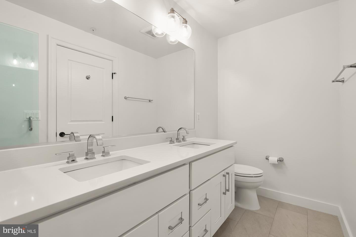 4335 HARRISON ST NW #2, WASHINGTON, District Of Columbia 20015, 2 Bedrooms Bedrooms, ,2 BathroomsBathrooms,Residential,For sale,4335 HARRISON ST NW #2,DCDC2204470 MLS # DCDC2204470