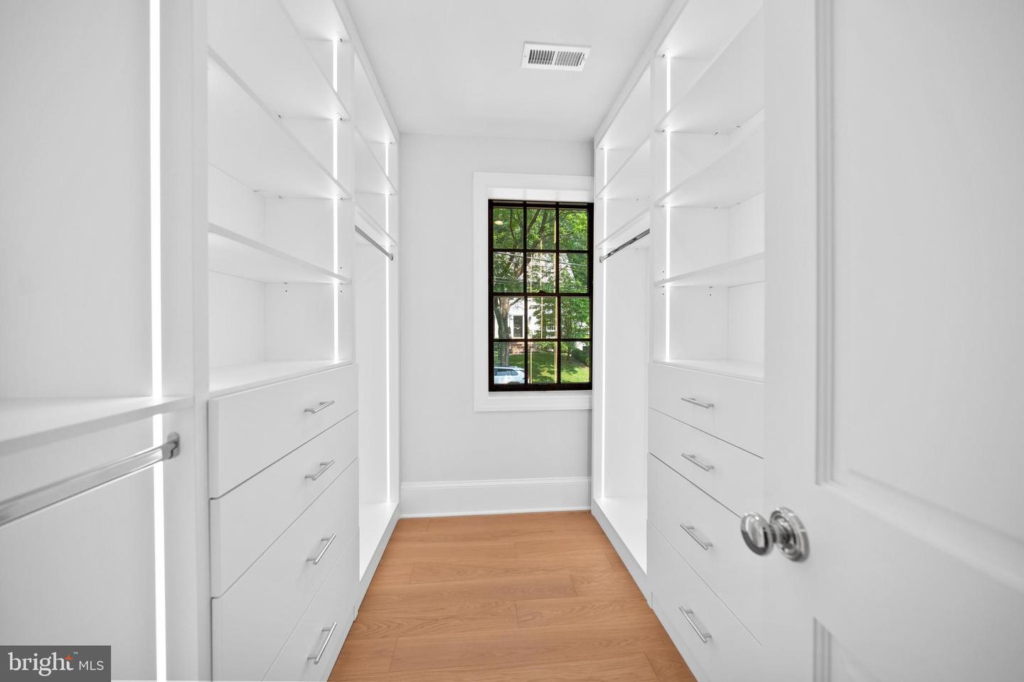 2236 46TH ST NW, WASHINGTON, District Of Columbia 20007, 6 Bedrooms Bedrooms, ,4 BathroomsBathrooms,Residential,For sale,2236 46TH ST NW,DCDC2204478 MLS # DCDC2204478