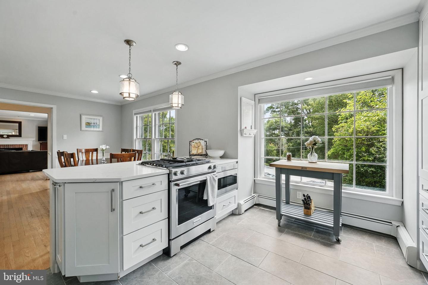 6622 SKYLINE CT, ALEXANDRIA, Virginia 22307, 3 Bedrooms Bedrooms, ,3 BathroomsBathrooms,Residential,For sale,6622 SKYLINE CT,VAFX2246016 MLS # VAFX2246016