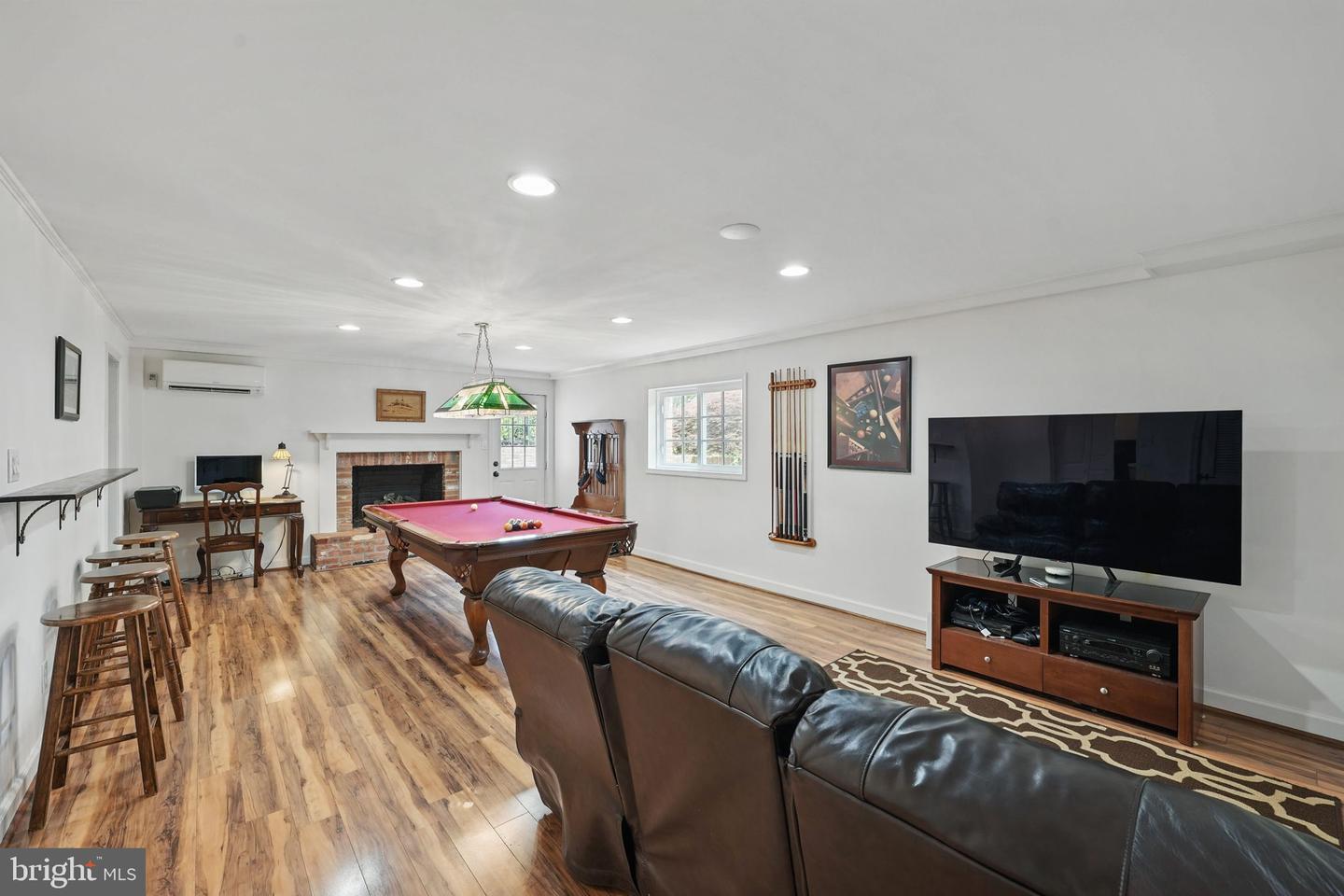 6622 SKYLINE CT, ALEXANDRIA, Virginia 22307, 3 Bedrooms Bedrooms, ,3 BathroomsBathrooms,Residential,For sale,6622 SKYLINE CT,VAFX2246016 MLS # VAFX2246016