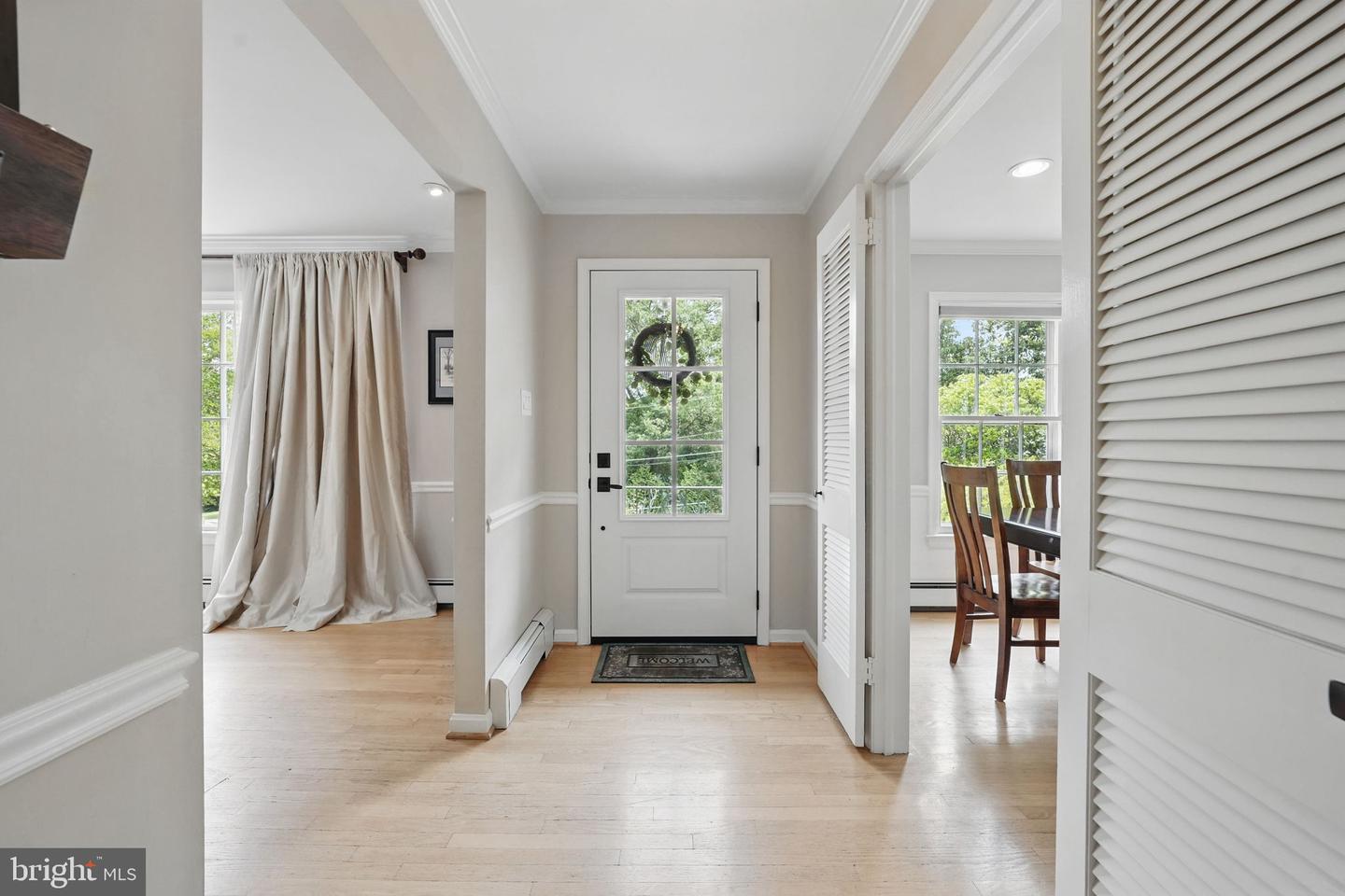 6622 SKYLINE CT, ALEXANDRIA, Virginia 22307, 3 Bedrooms Bedrooms, ,3 BathroomsBathrooms,Residential,For sale,6622 SKYLINE CT,VAFX2246016 MLS # VAFX2246016