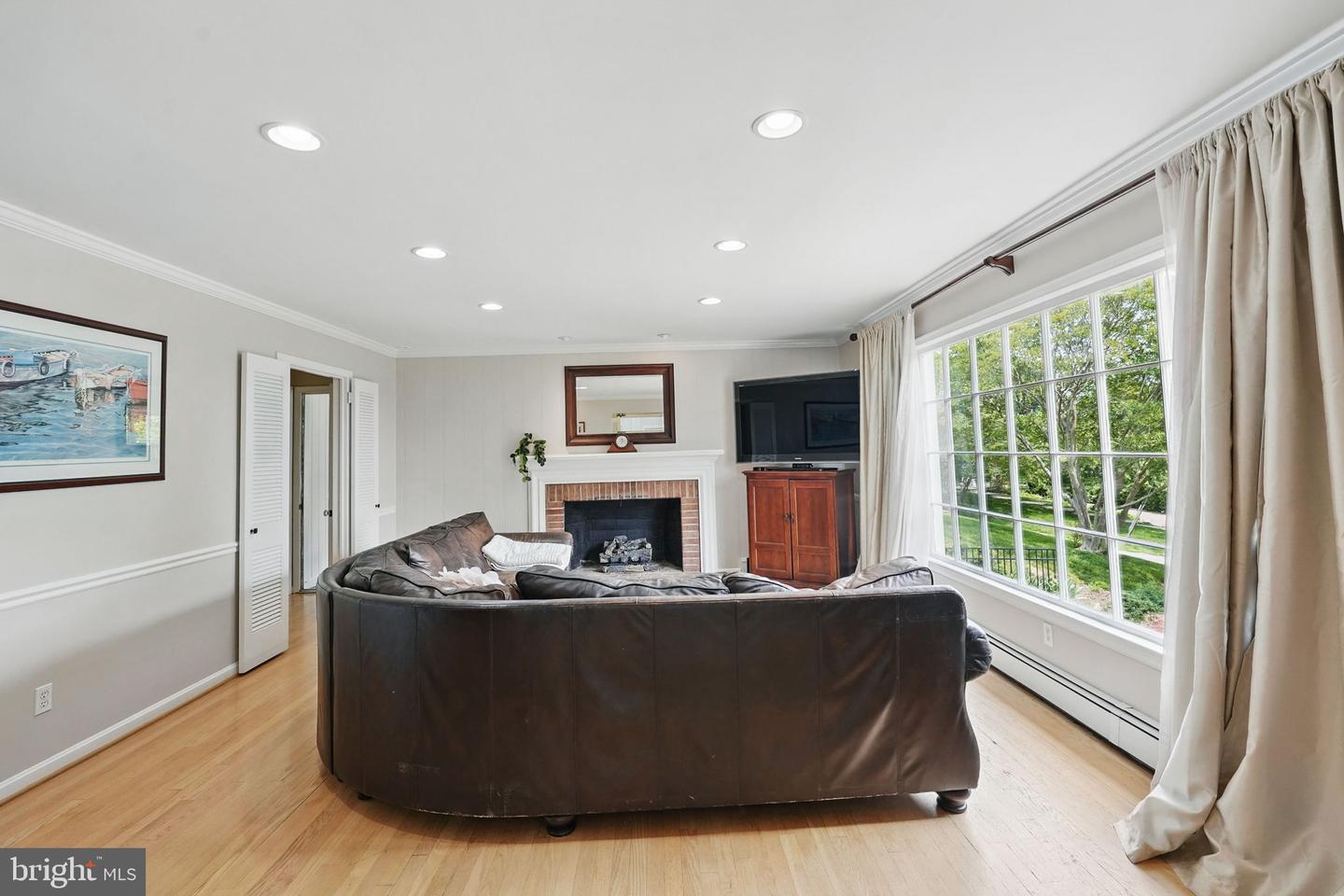 6622 SKYLINE CT, ALEXANDRIA, Virginia 22307, 3 Bedrooms Bedrooms, ,3 BathroomsBathrooms,Residential,For sale,6622 SKYLINE CT,VAFX2246016 MLS # VAFX2246016