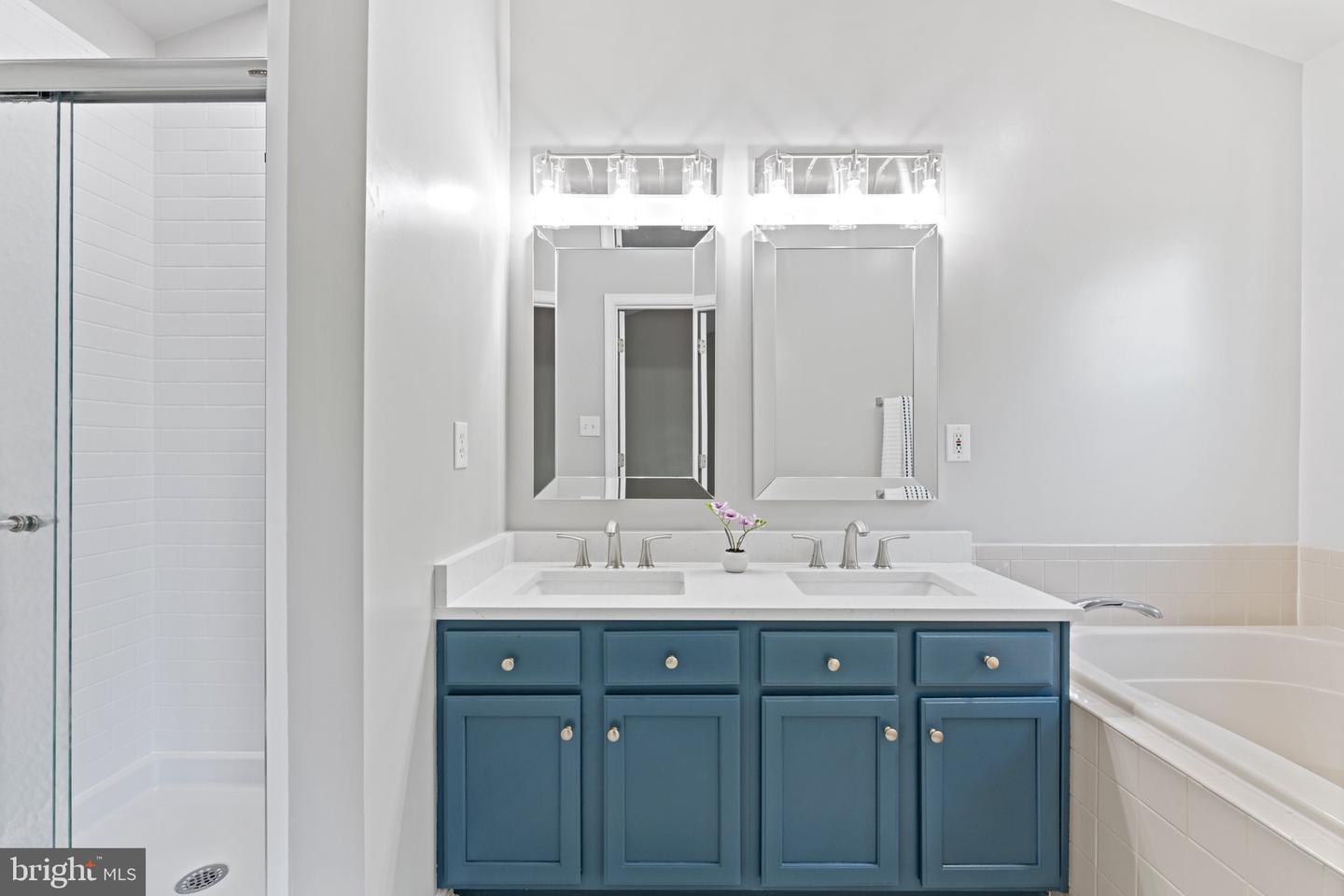 45571 READING TER, STERLING, Virginia 20166, 4 Bedrooms Bedrooms, ,3 BathroomsBathrooms,Residential,For sale,45571 READING TER,VALO2098910 MLS # VALO2098910