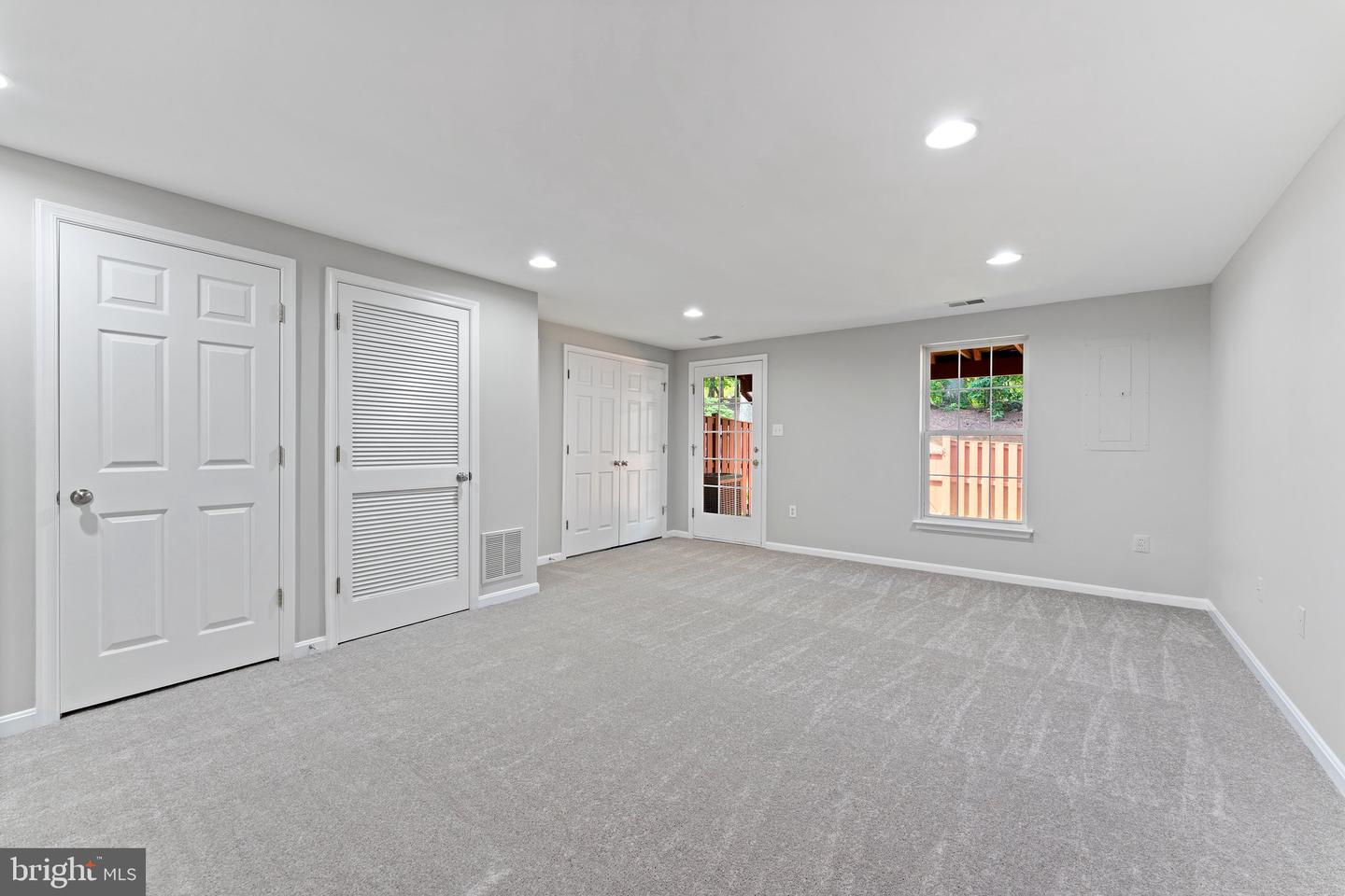 45571 READING TER, STERLING, Virginia 20166, 4 Bedrooms Bedrooms, ,3 BathroomsBathrooms,Residential,For sale,45571 READING TER,VALO2098910 MLS # VALO2098910