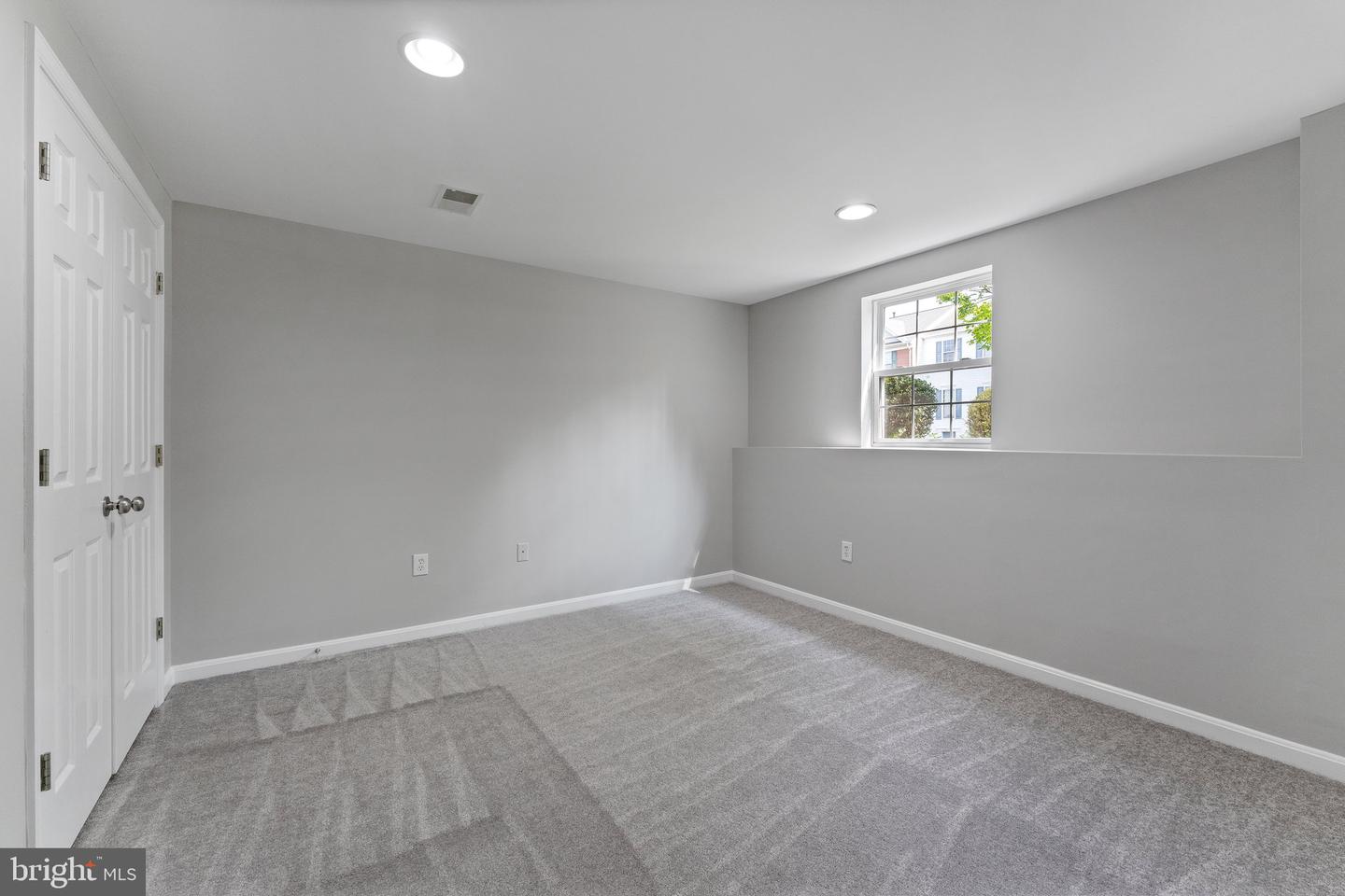 45571 READING TER, STERLING, Virginia 20166, 4 Bedrooms Bedrooms, ,3 BathroomsBathrooms,Residential,For sale,45571 READING TER,VALO2098910 MLS # VALO2098910