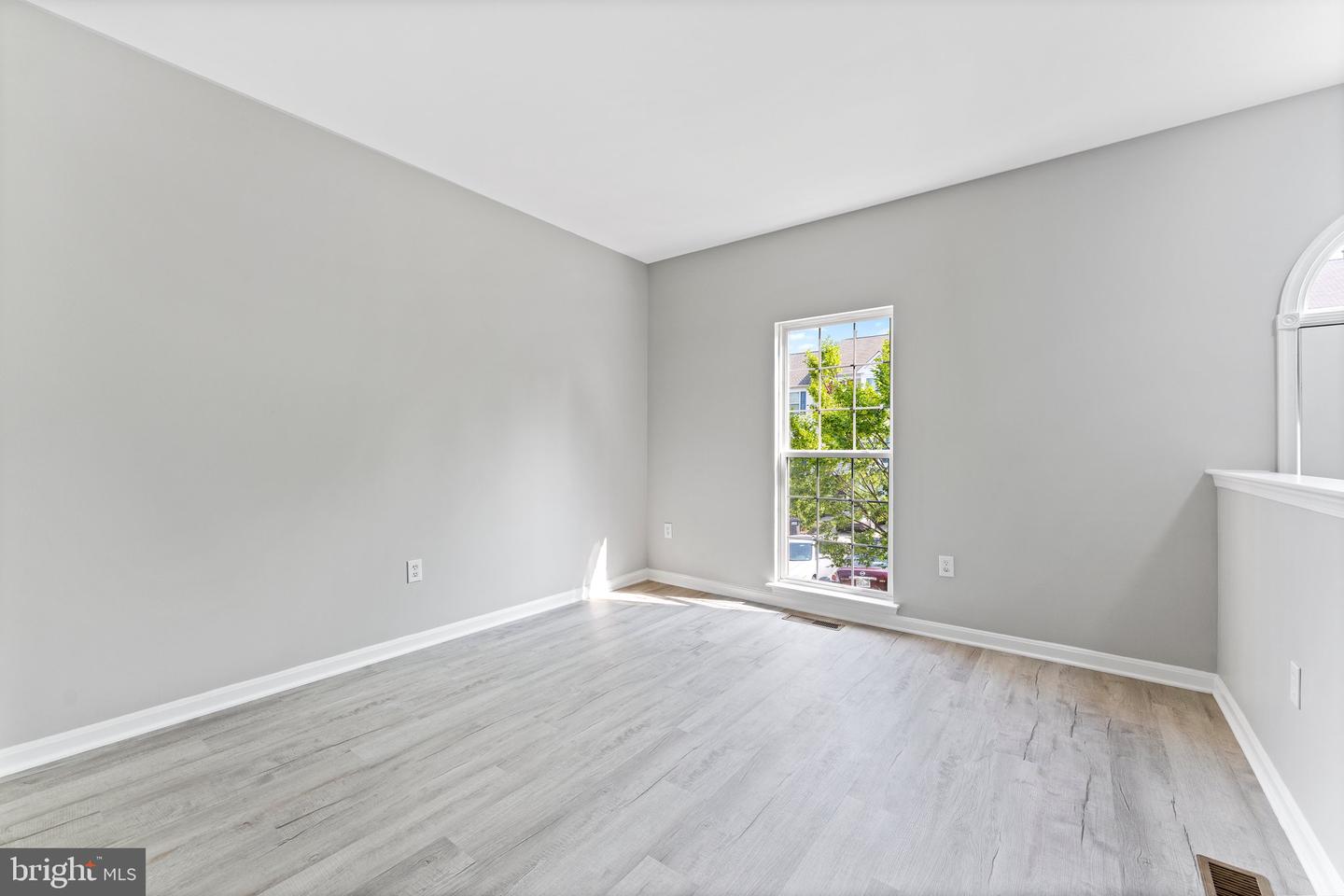 45571 READING TER, STERLING, Virginia 20166, 4 Bedrooms Bedrooms, ,3 BathroomsBathrooms,Residential,For sale,45571 READING TER,VALO2098910 MLS # VALO2098910
