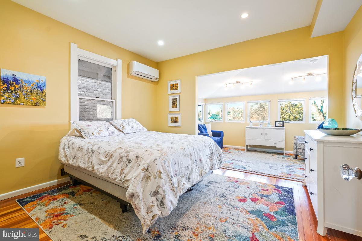 1321 LONGFELLOW ST NW, WASHINGTON, District Of Columbia 20011, 6 Bedrooms Bedrooms, ,4 BathroomsBathrooms,Residential,For sale,1321 LONGFELLOW ST NW,DCDC2204452 MLS # DCDC2204452