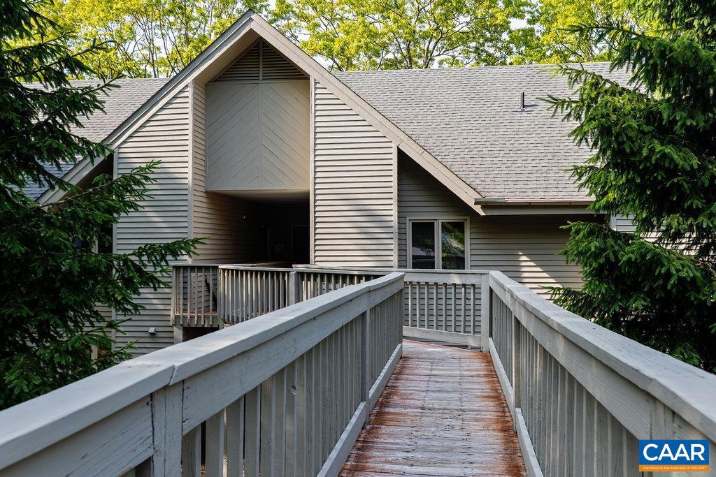 2247 TANNERS RIDGE CONDOS, WINTERGREEN RESORT, Virginia 22967, 2 Bedrooms Bedrooms, ,2 BathroomsBathrooms,Residential,For sale,2247 TANNERS RIDGE CONDOS,665433 MLS # 665433