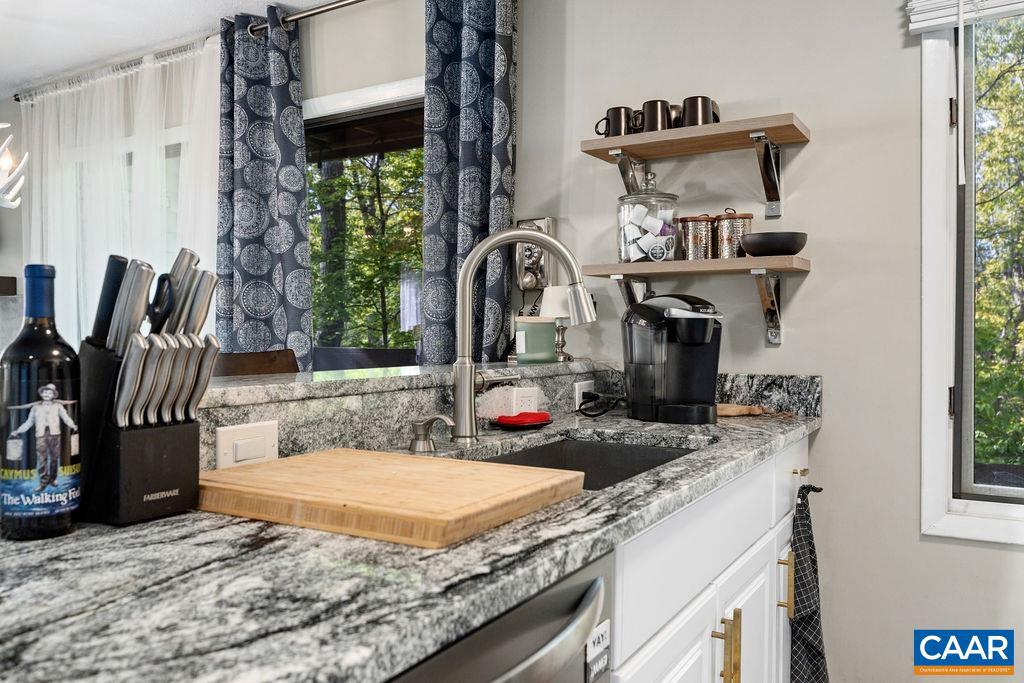 2247 TANNERS RIDGE CONDOS, WINTERGREEN RESORT, Virginia 22967, 2 Bedrooms Bedrooms, ,2 BathroomsBathrooms,Residential,For sale,2247 TANNERS RIDGE CONDOS,665433 MLS # 665433