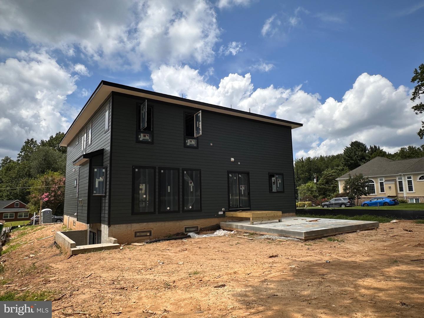 4015 WOODLAND RD, ANNANDALE, Virginia 22003, 6 Bedrooms Bedrooms, ,7 BathroomsBathrooms,Residential,For sale,4015 WOODLAND RD,VAFX2245980 MLS # VAFX2245980