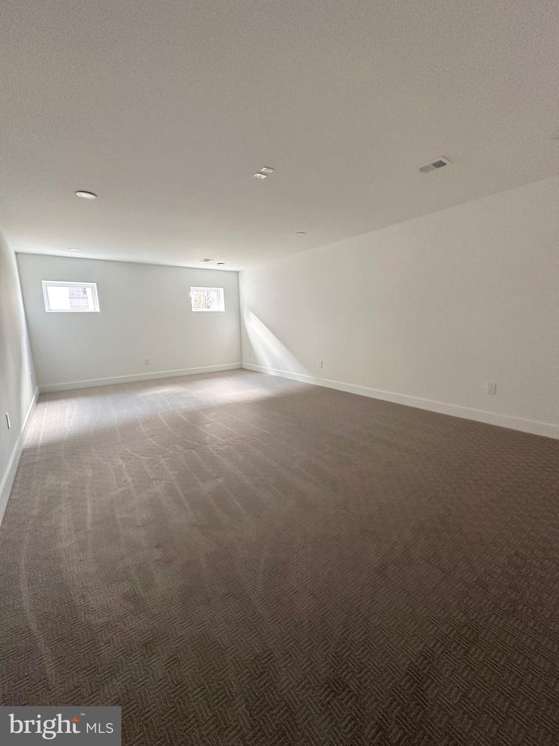 4017 WOODLAND RD, ANNANDALE, Virginia 22003, 6 Bedrooms Bedrooms, ,7 BathroomsBathrooms,Residential,For sale,4017 WOODLAND RD,VAFX2245990 MLS # VAFX2245990