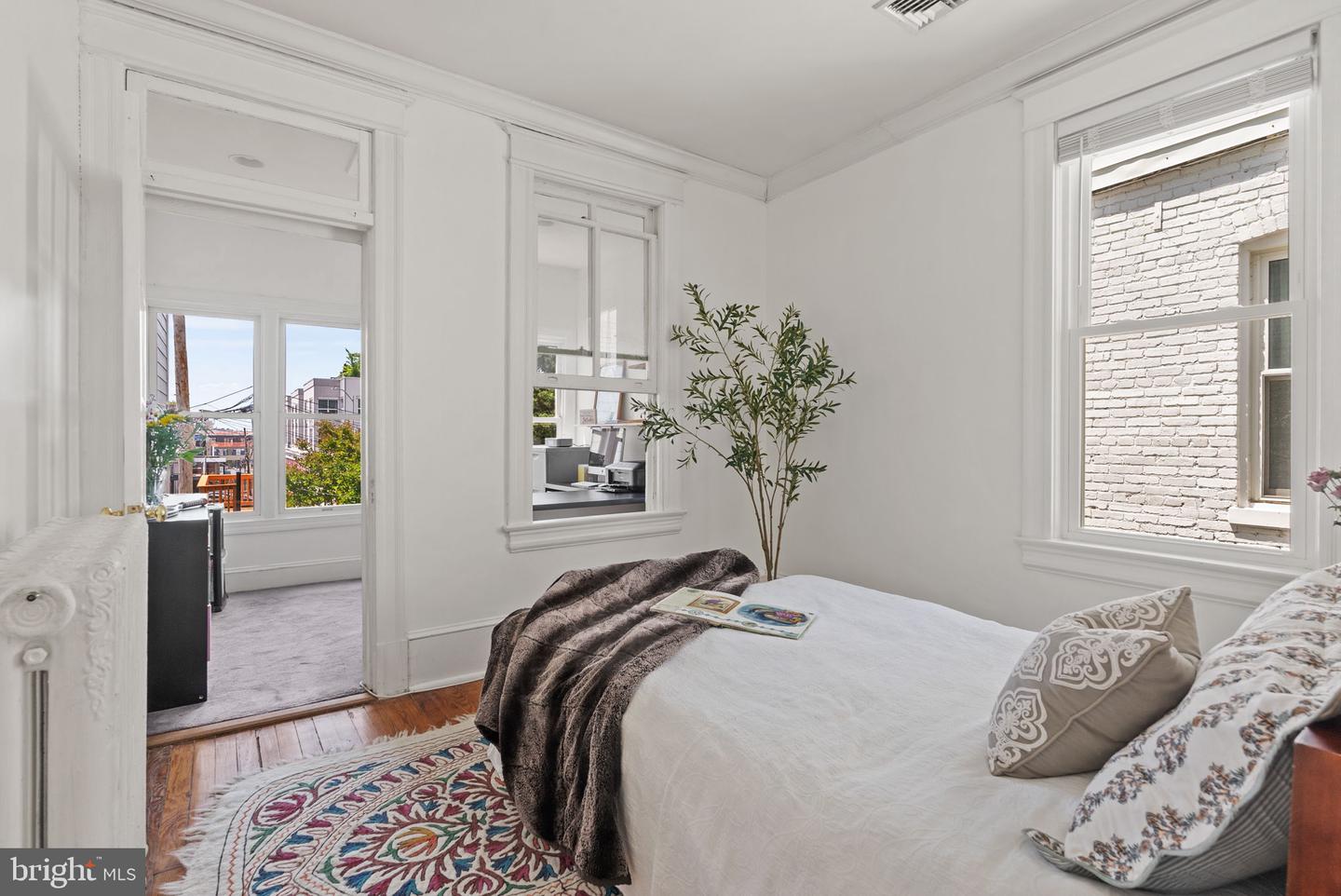 1716 EUCLID ST NW, WASHINGTON, District Of Columbia 20009, 4 Bedrooms Bedrooms, ,3 BathroomsBathrooms,Residential,For sale,1716 EUCLID ST NW,DCDC2204480 MLS # DCDC2204480