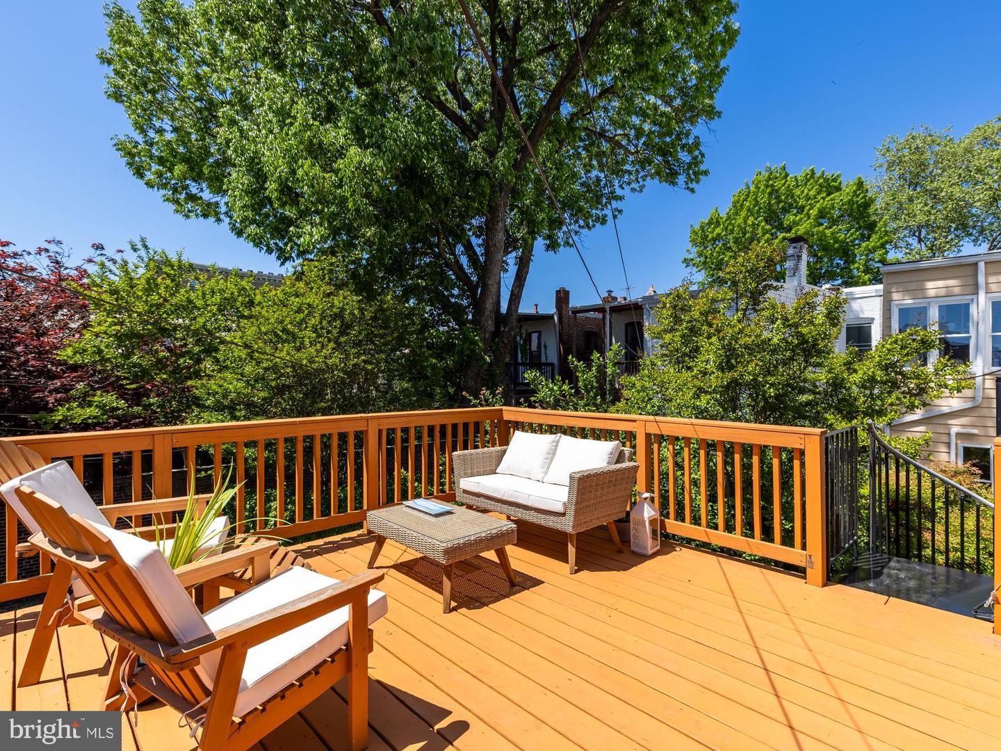 1716 EUCLID ST NW, WASHINGTON, District Of Columbia 20009, 4 Bedrooms Bedrooms, ,3 BathroomsBathrooms,Residential,For sale,1716 EUCLID ST NW,DCDC2204480 MLS # DCDC2204480