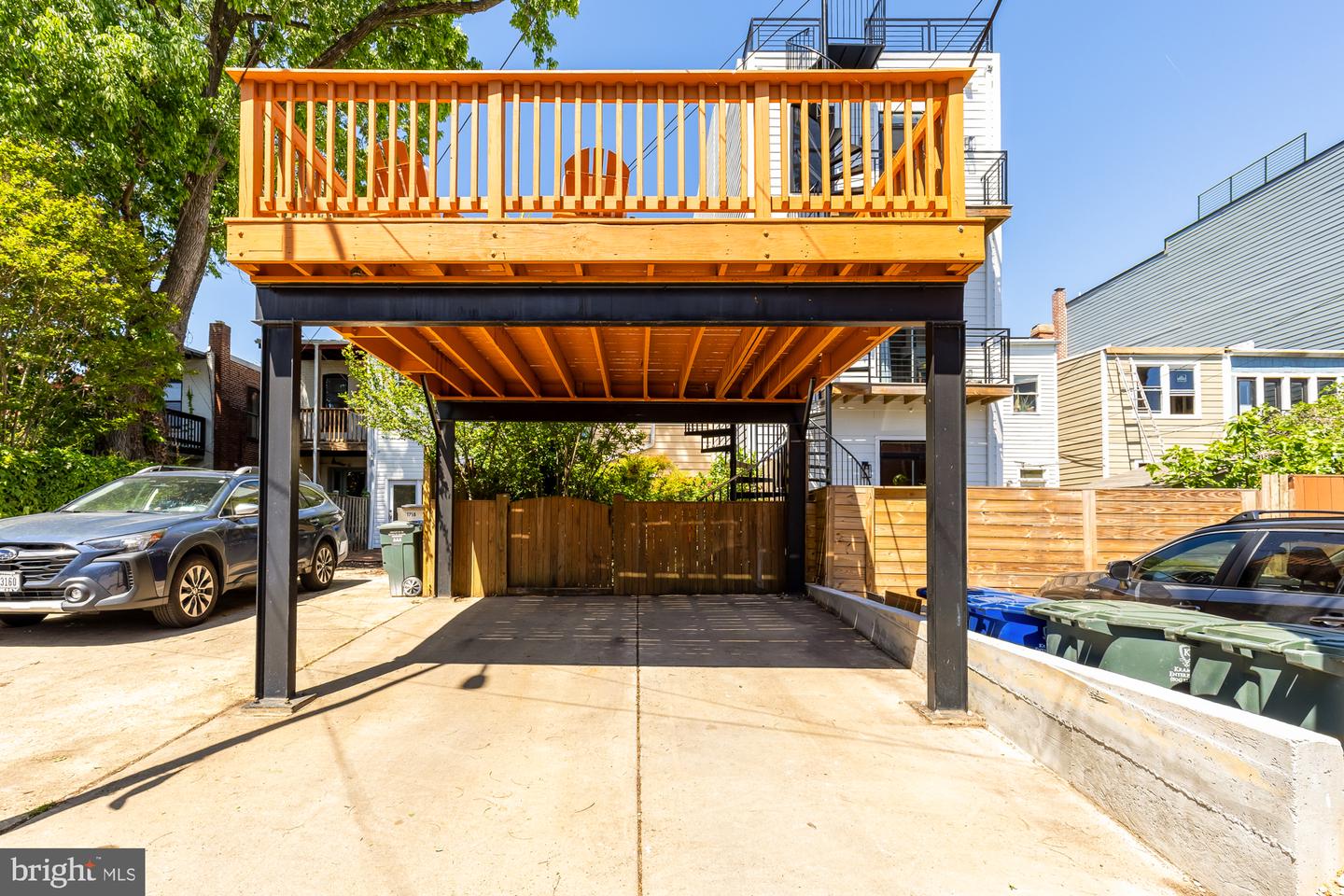 1716 EUCLID ST NW, WASHINGTON, District Of Columbia 20009, 4 Bedrooms Bedrooms, ,3 BathroomsBathrooms,Residential,For sale,1716 EUCLID ST NW,DCDC2204480 MLS # DCDC2204480