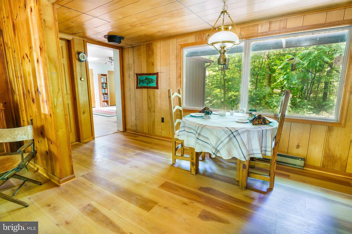 191 HIDEAWAY FARMS RD, EDINBURG, Virginia 22824, 2 Bedrooms Bedrooms, ,1 BathroomBathrooms,Residential,For sale,191 HIDEAWAY FARMS RD,VASH2011656 MLS # VASH2011656