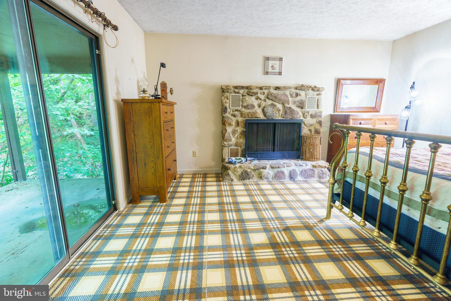 191 HIDEAWAY FARMS RD, EDINBURG, Virginia 22824, 2 Bedrooms Bedrooms, ,1 BathroomBathrooms,Residential,For sale,191 HIDEAWAY FARMS RD,VASH2011656 MLS # VASH2011656