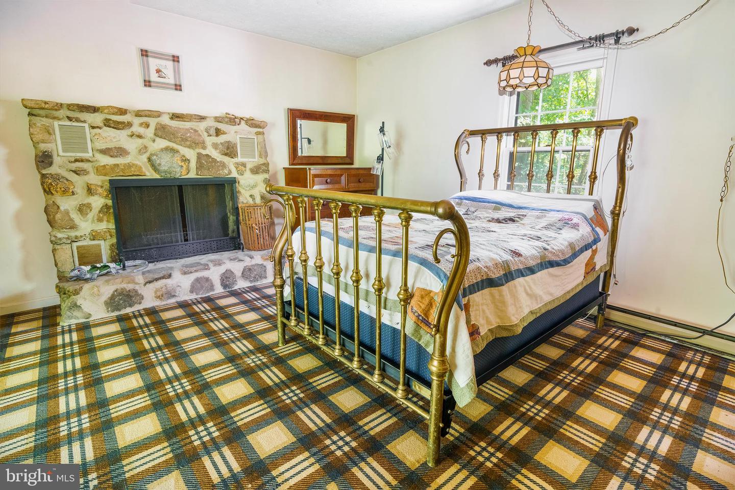 191 HIDEAWAY FARMS RD, EDINBURG, Virginia 22824, 2 Bedrooms Bedrooms, ,1 BathroomBathrooms,Residential,For sale,191 HIDEAWAY FARMS RD,VASH2011656 MLS # VASH2011656