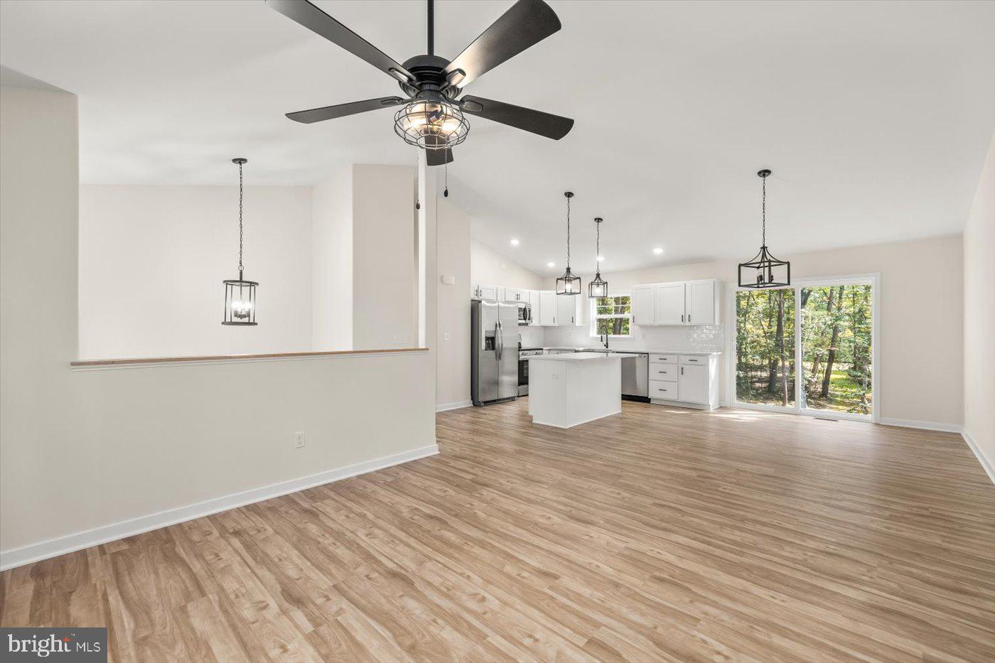 9107 GRANITE SPRINGS RD, SPOTSYLVANIA, Virginia 22551, 5 Bedrooms Bedrooms, ,3 BathroomsBathrooms,Residential,For sale,9107 GRANITE SPRINGS RD,VASP2033768 MLS # VASP2033768