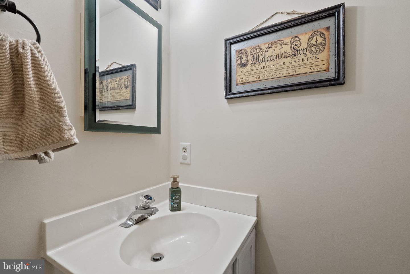 15385 INLET PL, DUMFRIES, Virginia 22025, 3 Bedrooms Bedrooms, ,3 BathroomsBathrooms,Residential,For sale,15385 INLET PL,VAPW2096440 MLS # VAPW2096440