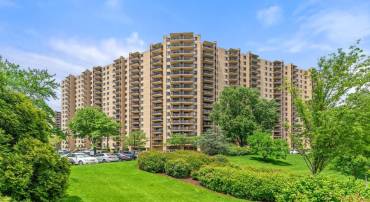 203 YOAKUM PKWY #603, ALEXANDRIA, Virginia 22304, 2 Bedrooms Bedrooms, ,2 BathroomsBathrooms,Residential,For sale,203 YOAKUM PKWY #603,VAAX2046200 MLS # VAAX2046200