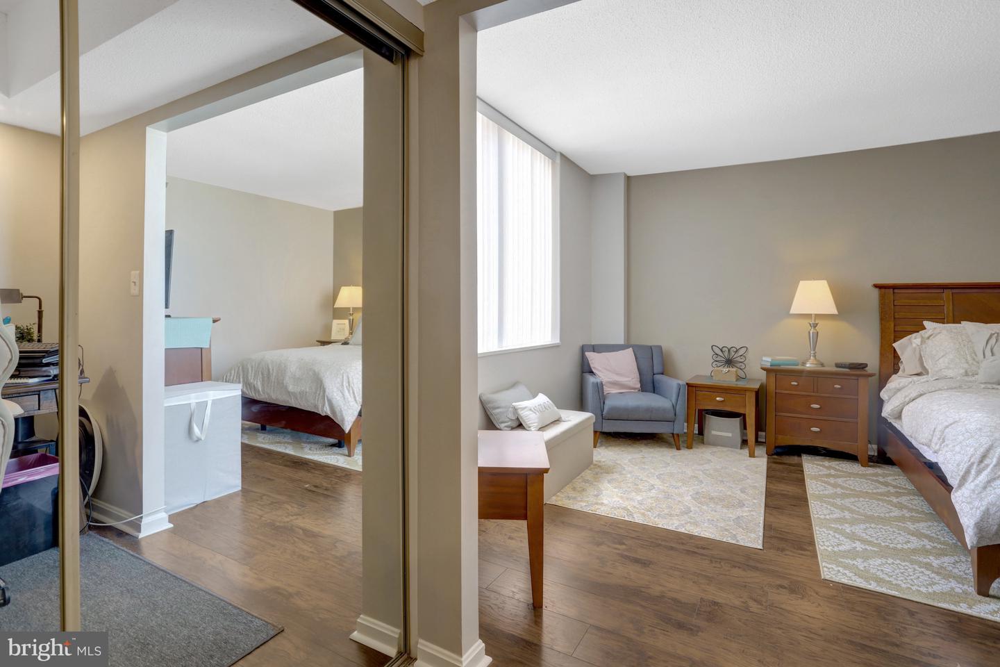 3713 S GEORGE MASON DR #713, FALLS CHURCH, Virginia 22041, 2 Bedrooms Bedrooms, 6 Rooms Rooms,2 BathroomsBathrooms,Residential,For sale,3713 S GEORGE MASON DR #713,VAFX2245918 MLS # VAFX2245918