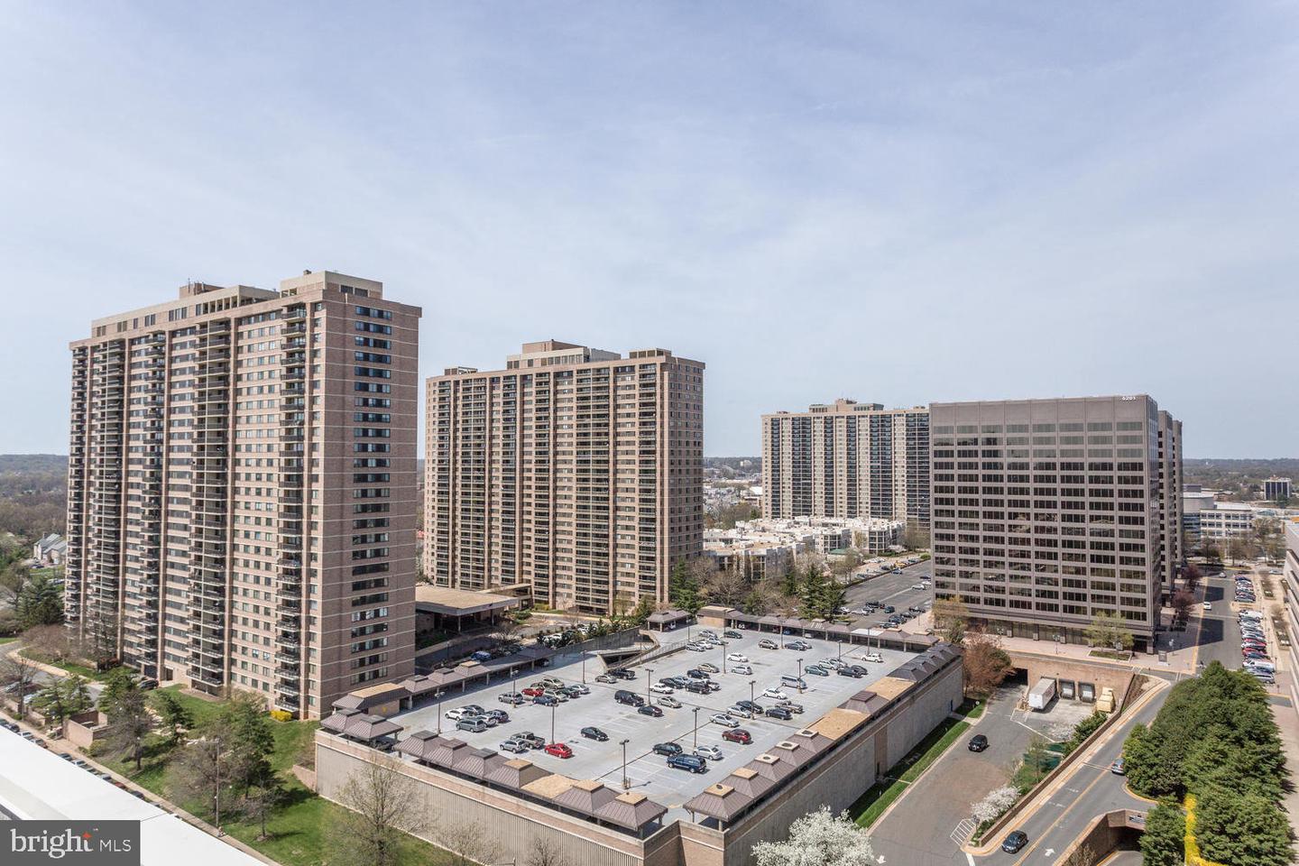 3713 S GEORGE MASON DR #713, FALLS CHURCH, Virginia 22041, 2 Bedrooms Bedrooms, 6 Rooms Rooms,2 BathroomsBathrooms,Residential,For sale,3713 S GEORGE MASON DR #713,VAFX2245918 MLS # VAFX2245918