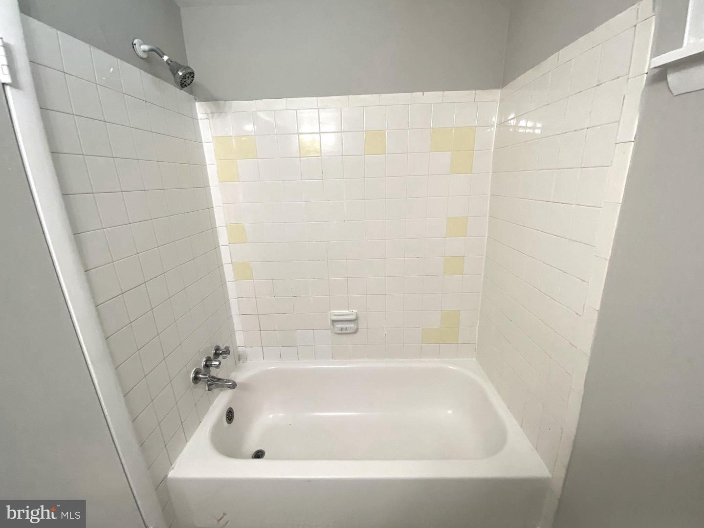 13017 KERRYDALE RD, WOODBRIDGE, Virginia 22193, 5 Bedrooms Bedrooms, ,2 BathroomsBathrooms,Residential,For sale,13017 KERRYDALE RD,VAPW2096448 MLS # VAPW2096448