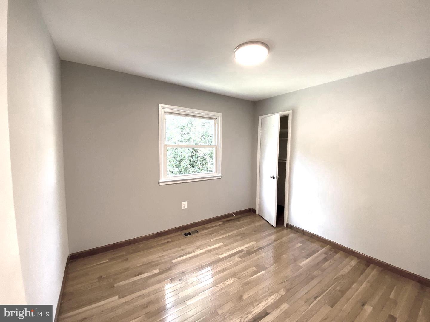 13017 KERRYDALE RD, WOODBRIDGE, Virginia 22193, 5 Bedrooms Bedrooms, ,2 BathroomsBathrooms,Residential,For sale,13017 KERRYDALE RD,VAPW2096448 MLS # VAPW2096448