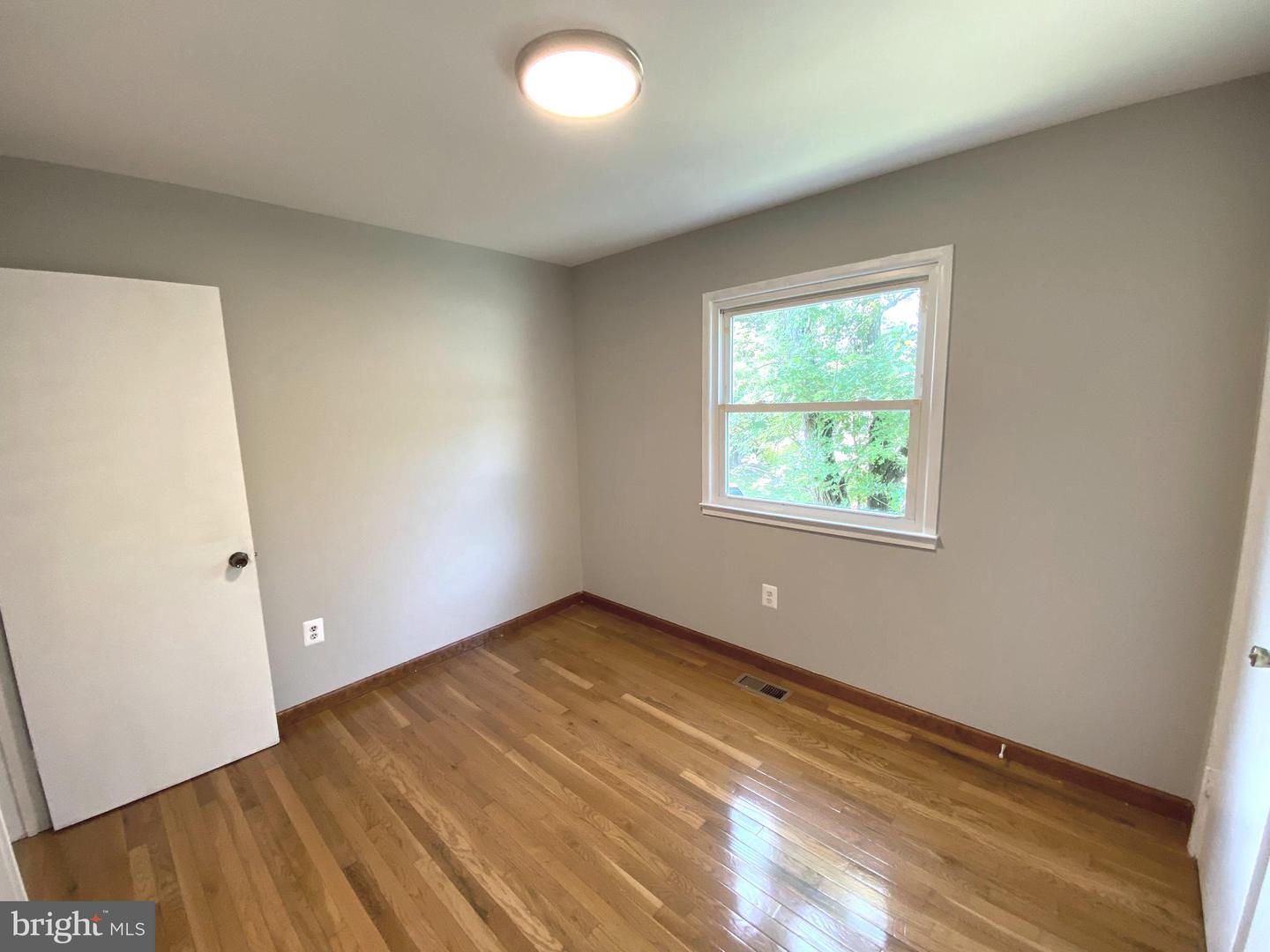 13017 KERRYDALE RD, WOODBRIDGE, Virginia 22193, 5 Bedrooms Bedrooms, ,2 BathroomsBathrooms,Residential,For sale,13017 KERRYDALE RD,VAPW2096448 MLS # VAPW2096448