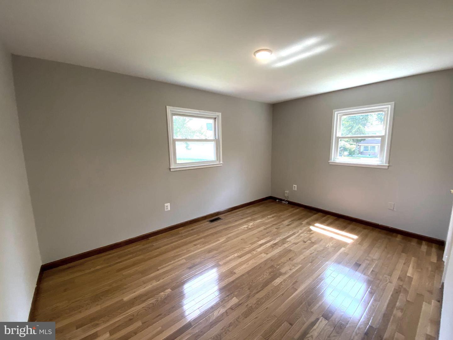 13017 KERRYDALE RD, WOODBRIDGE, Virginia 22193, 5 Bedrooms Bedrooms, ,2 BathroomsBathrooms,Residential,For sale,13017 KERRYDALE RD,VAPW2096448 MLS # VAPW2096448